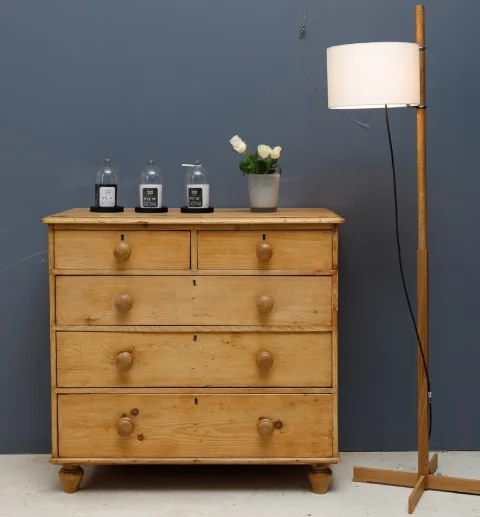 Showroom J70